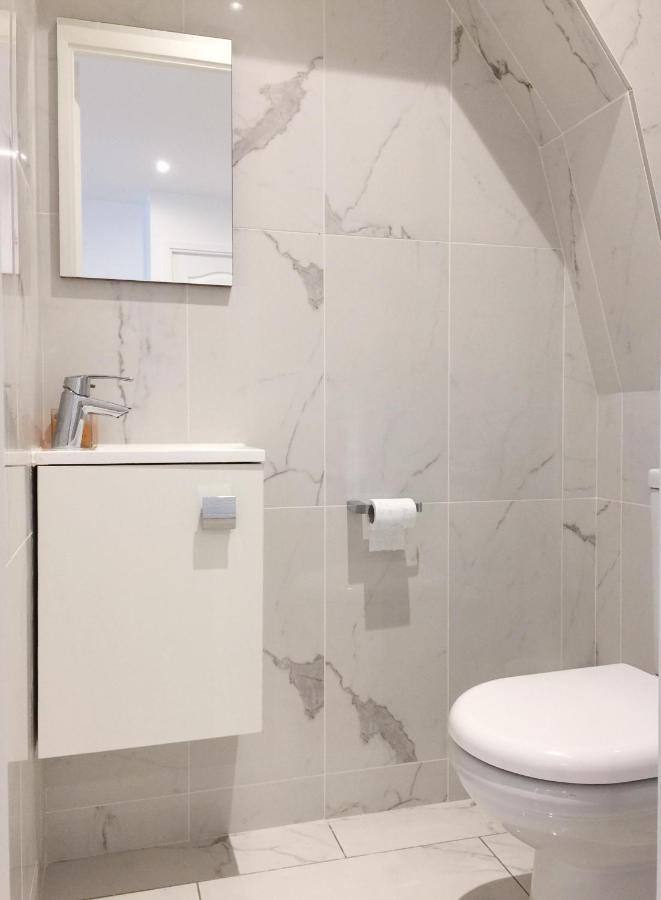 New Apartment In The Heart Of Le Marais París Exterior foto